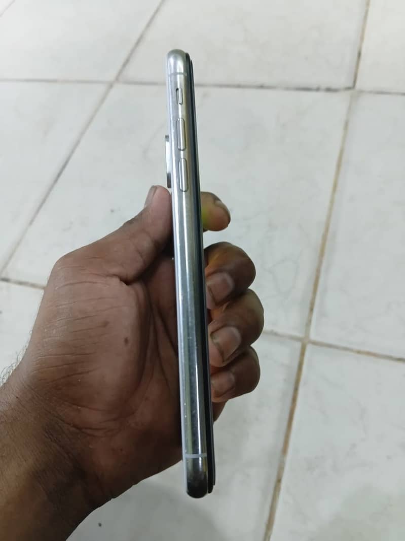 Apple iPhone x 2