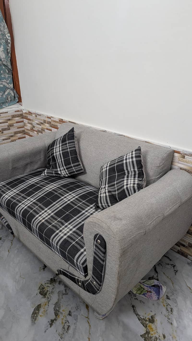 2 Seater Sofa Spring 1