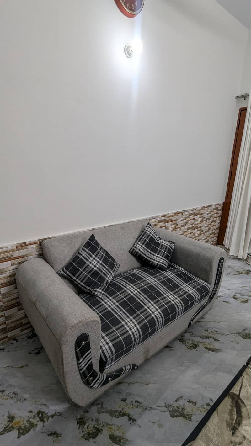 2 Seater Sofa Spring 2