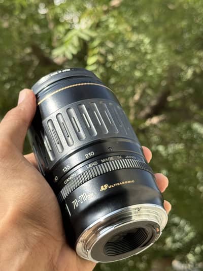 Canon Ultrasonic 70-210mm lens All Okay.