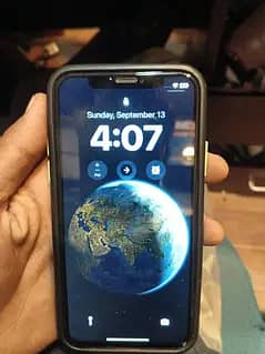 Apple iPhone XS 5