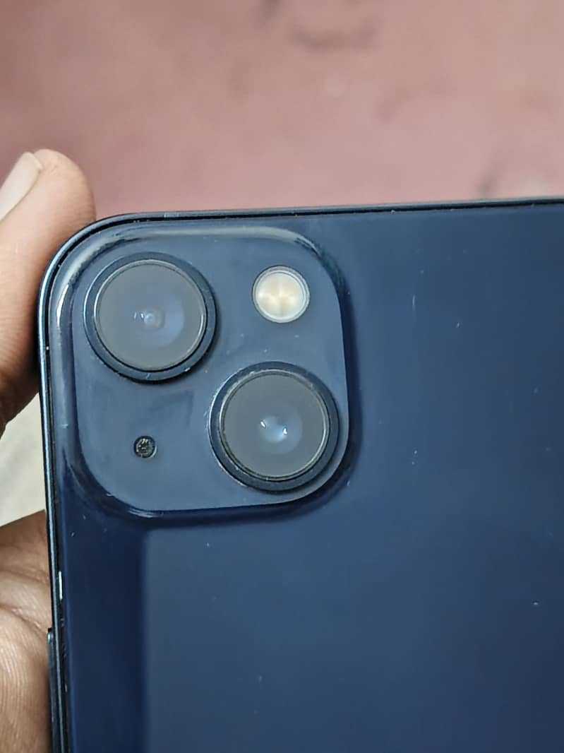 Apple iPhone 13 1