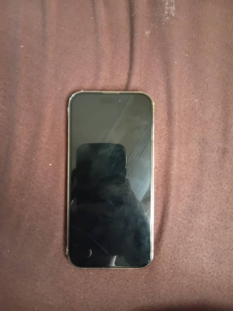 Apple iPhone 14 Pro 0