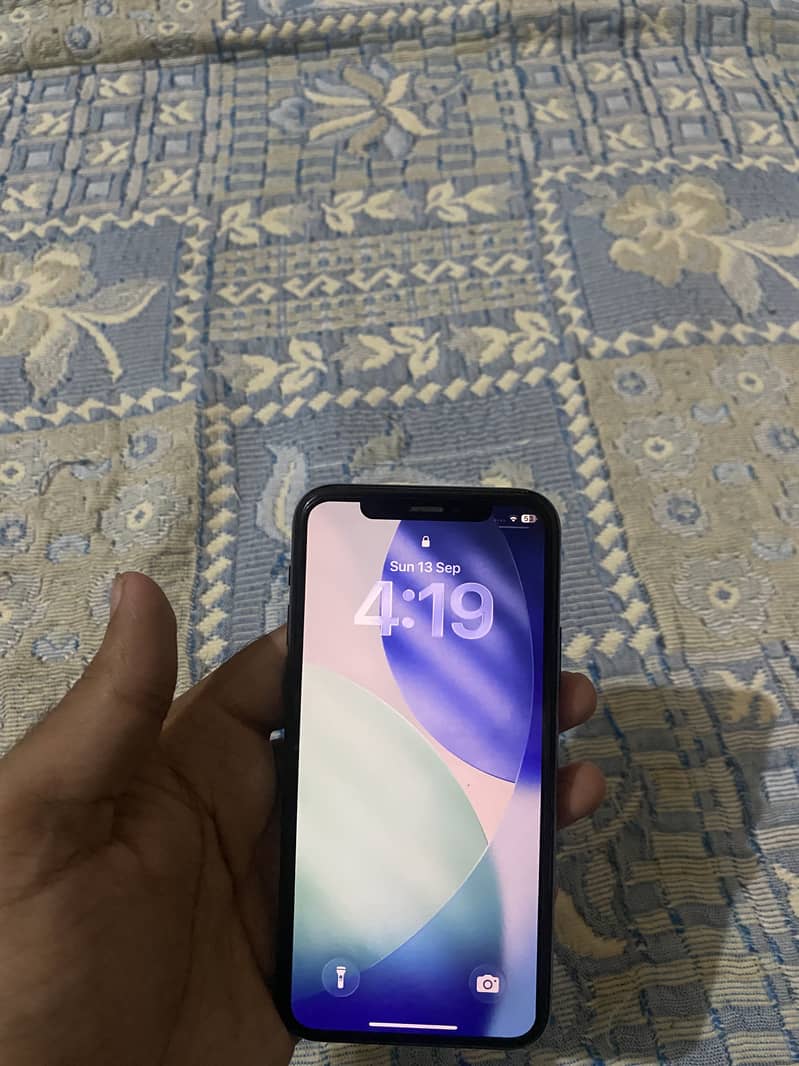 Apple iPhone 11 Pro 7