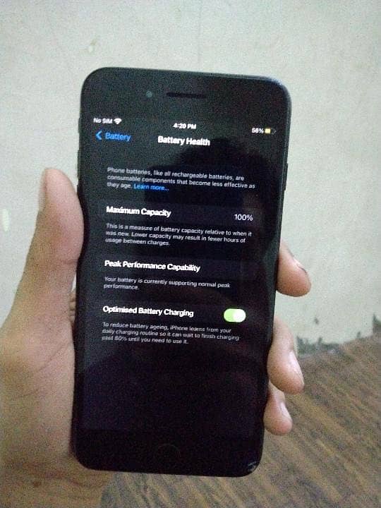 Apple iPhone 7 Plus 0