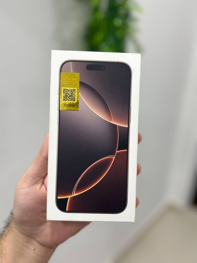 Apple iPhone 16 Pro Max 5
