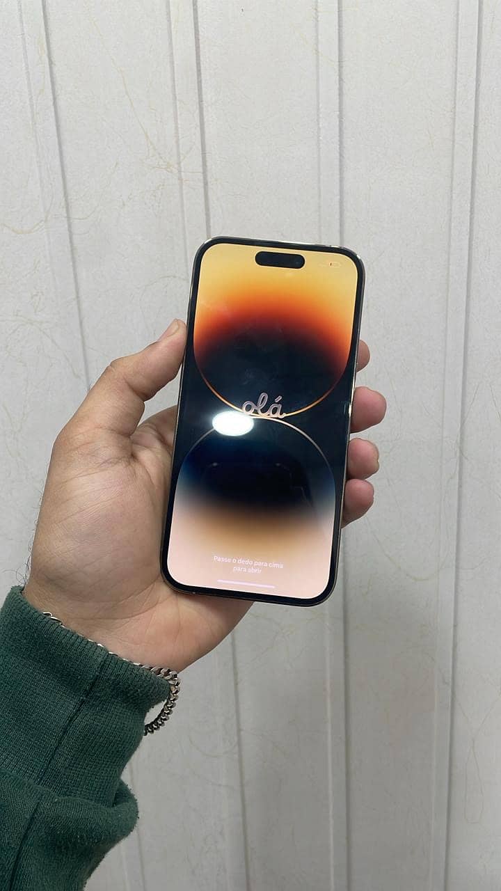 Apple iPhone 14 Pro 1