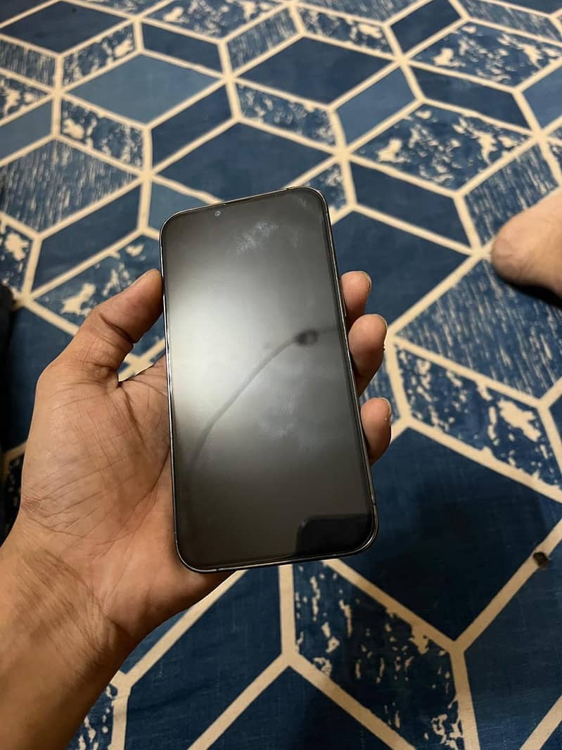 Apple iPhone 13 Pro 1