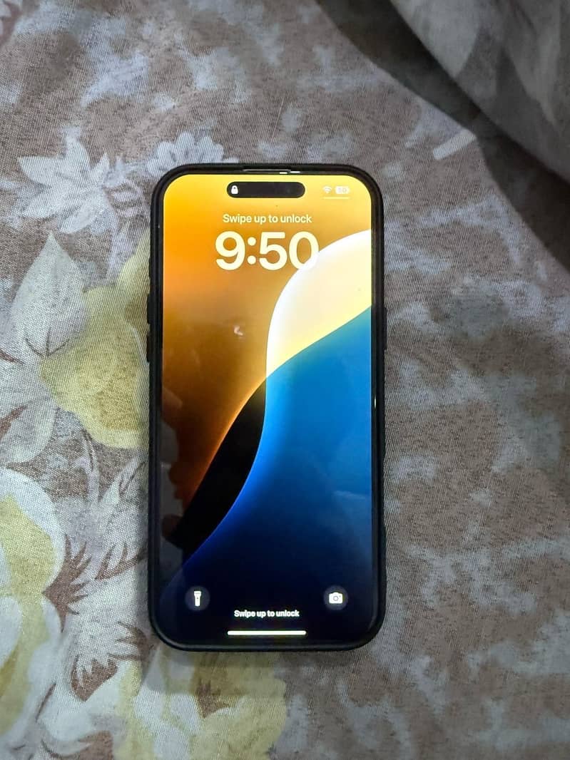 Apple iPhone 16 Pro Max 2