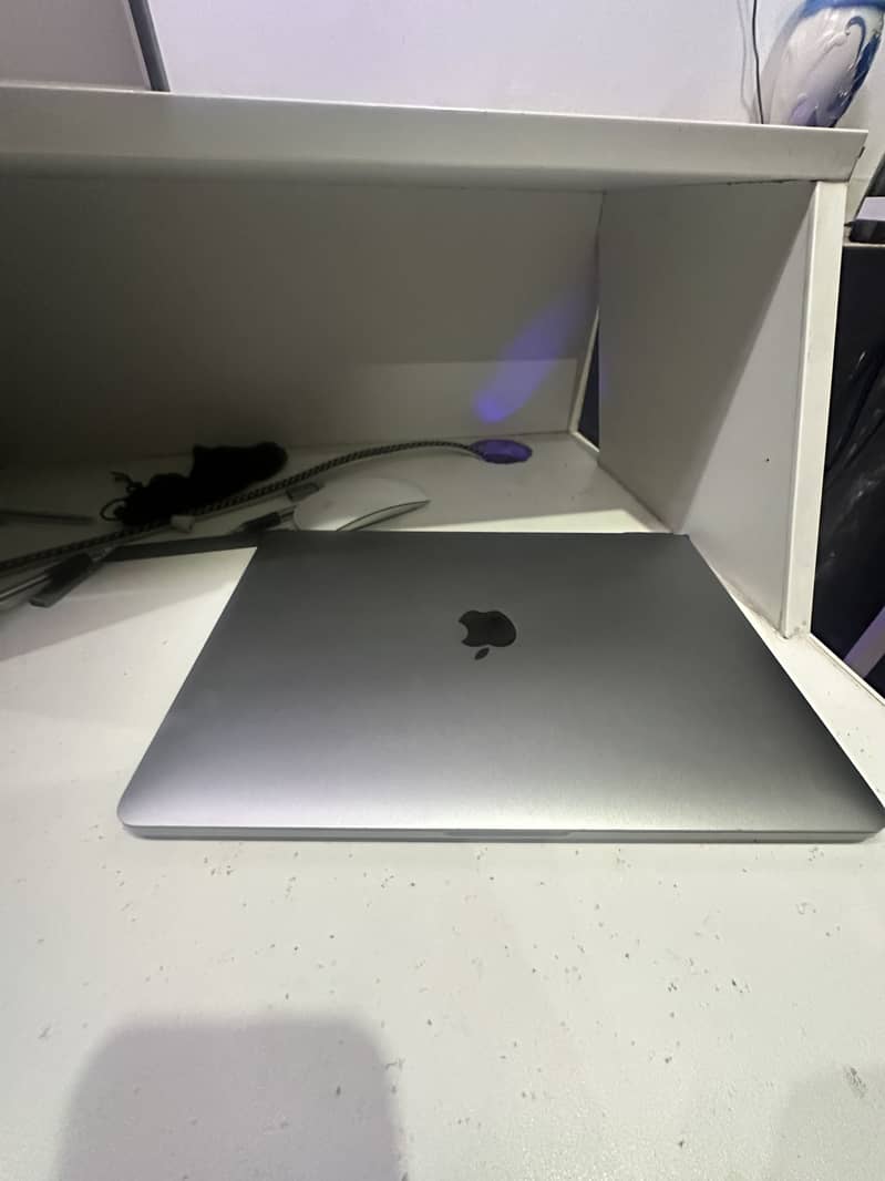 MacBook Pro 2018 8