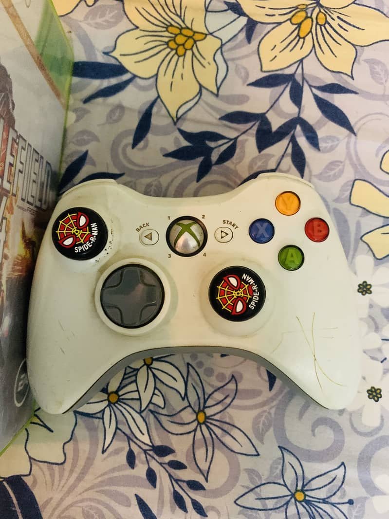 Xbox 360 E 500gb 2