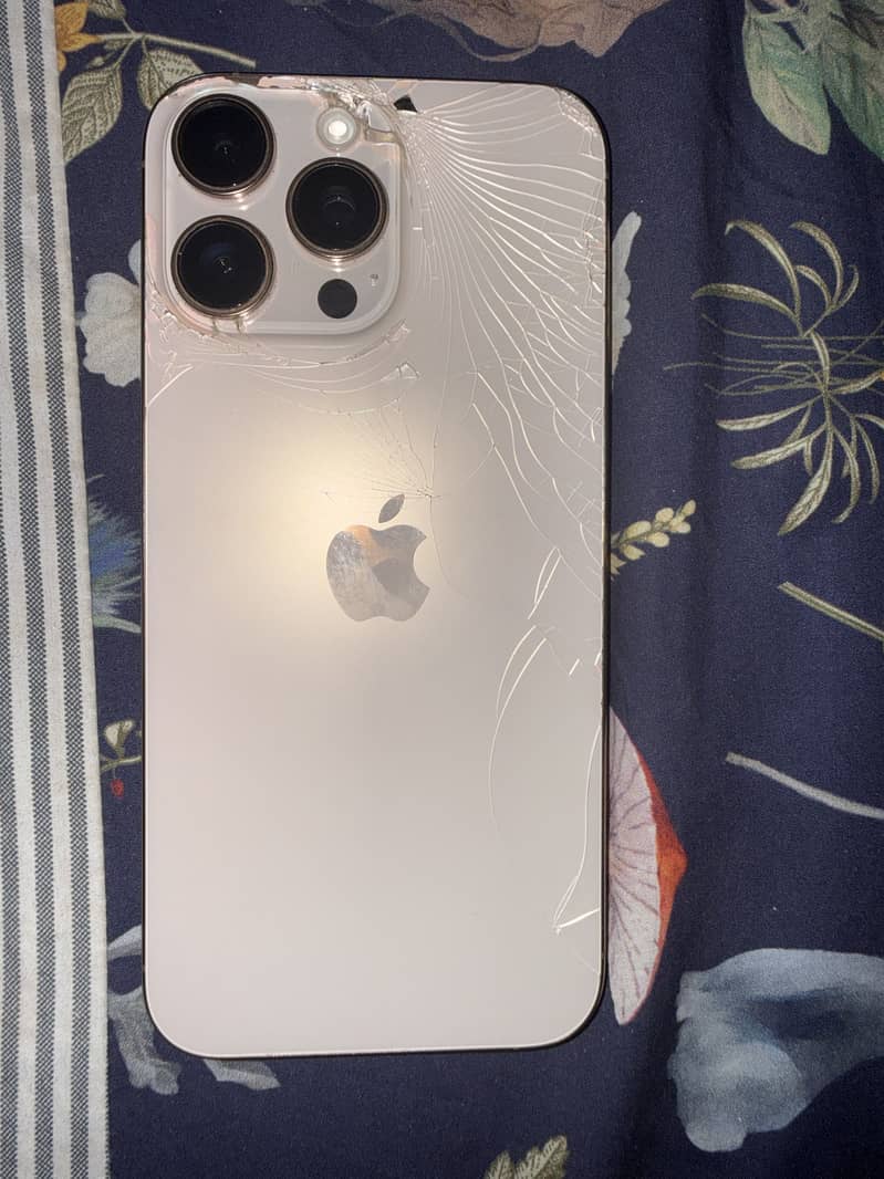 Apple iPhone 16 Pro Max 0