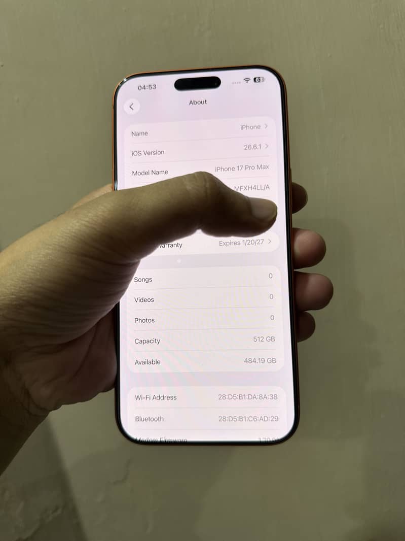 Apple iPhone 17 Pro Max 3