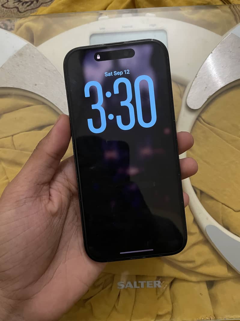 iPhone 14 Pro approved 6