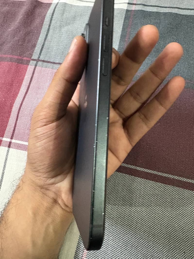 IPhone 15 plus 2