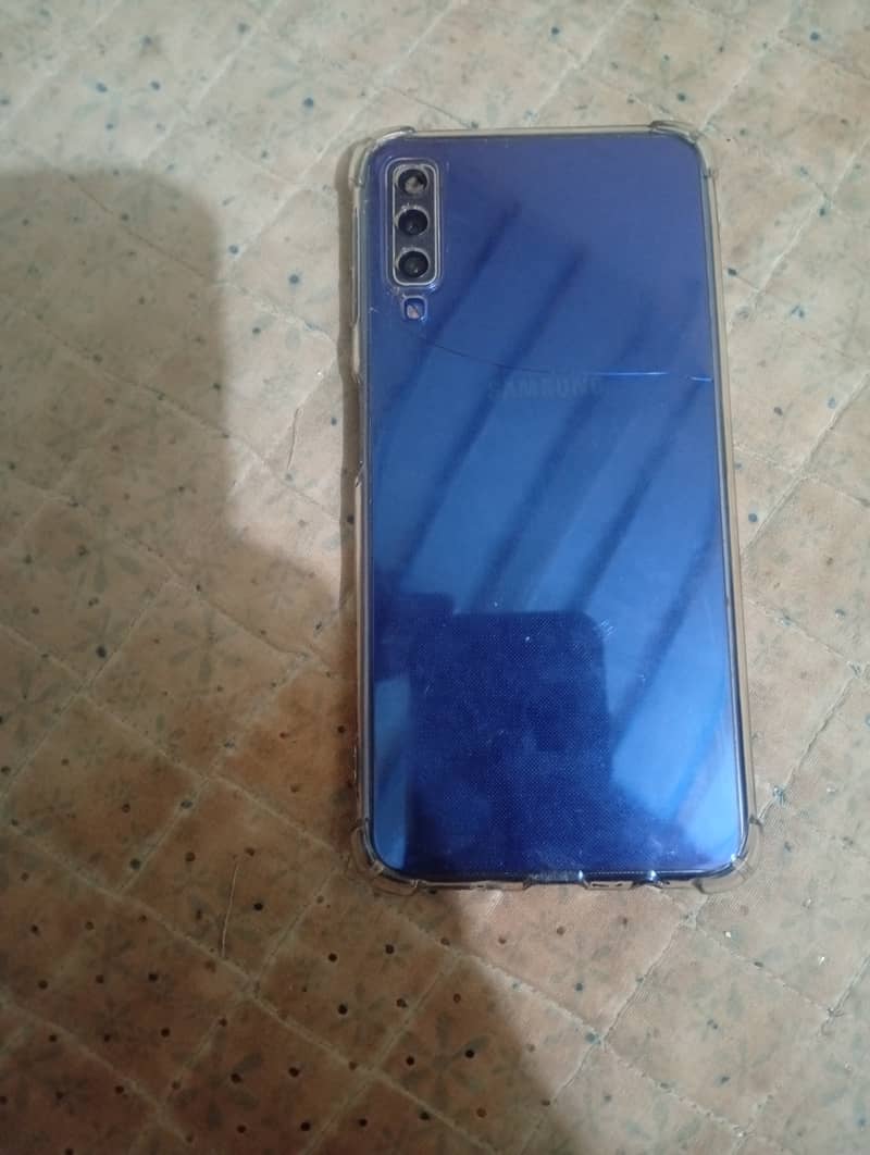 Samsung Mobile A7 1