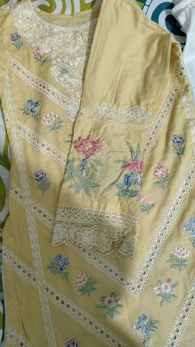 crimson luxury embroidered dress with organza embroidered dupatta