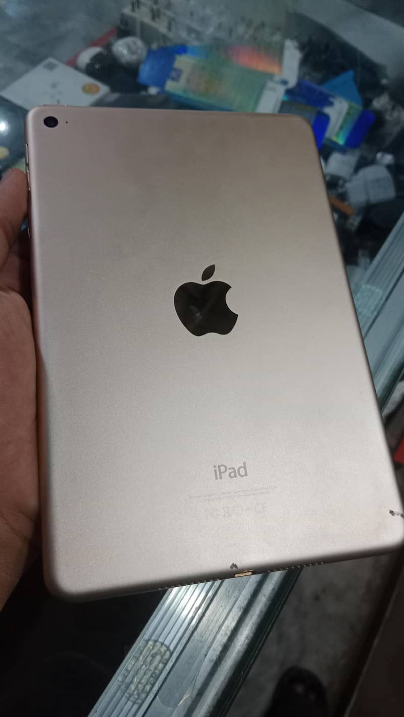 I pad mini 4 0