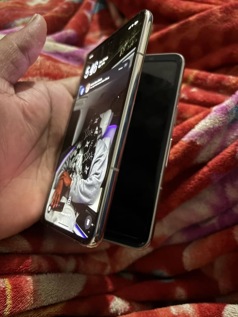 Google Pixel Fold 6