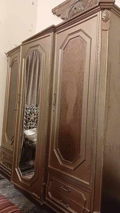 3 Door Almari with Mirror