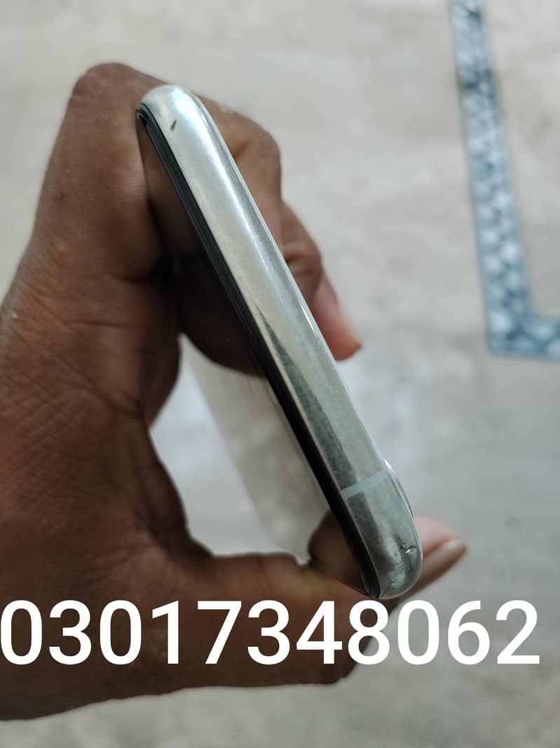Apple iPhone X 2