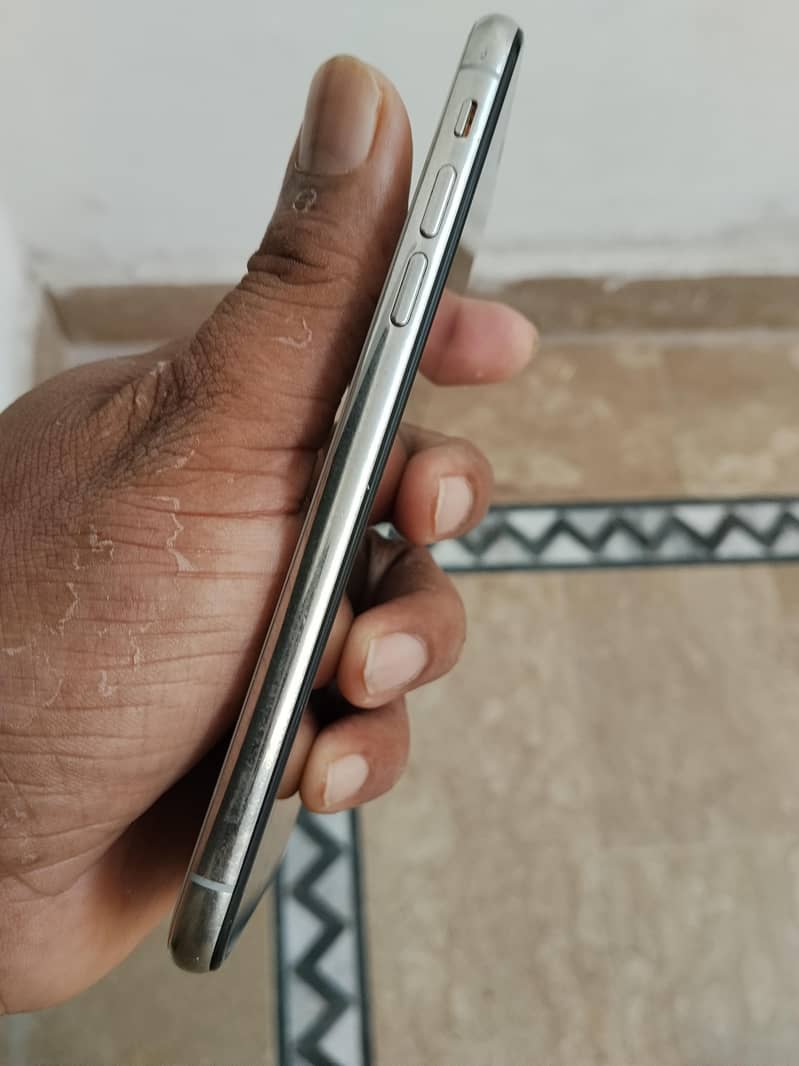 Apple iPhone X 7