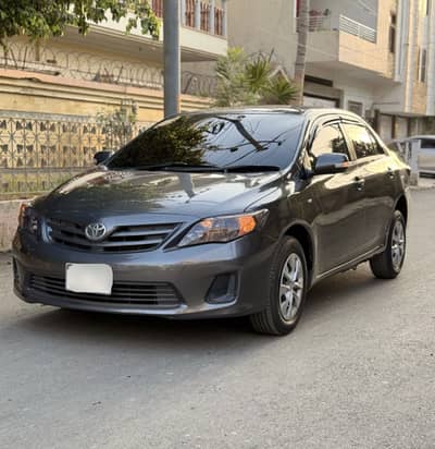 URGENT SALE NEED MONEY Toyota Corolla GLI 2011 Own engine family use