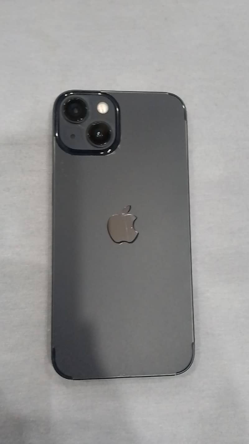 Apple iPhone 13 2