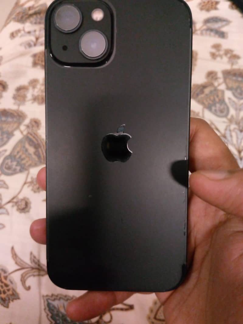 Apple iPhone 13 2