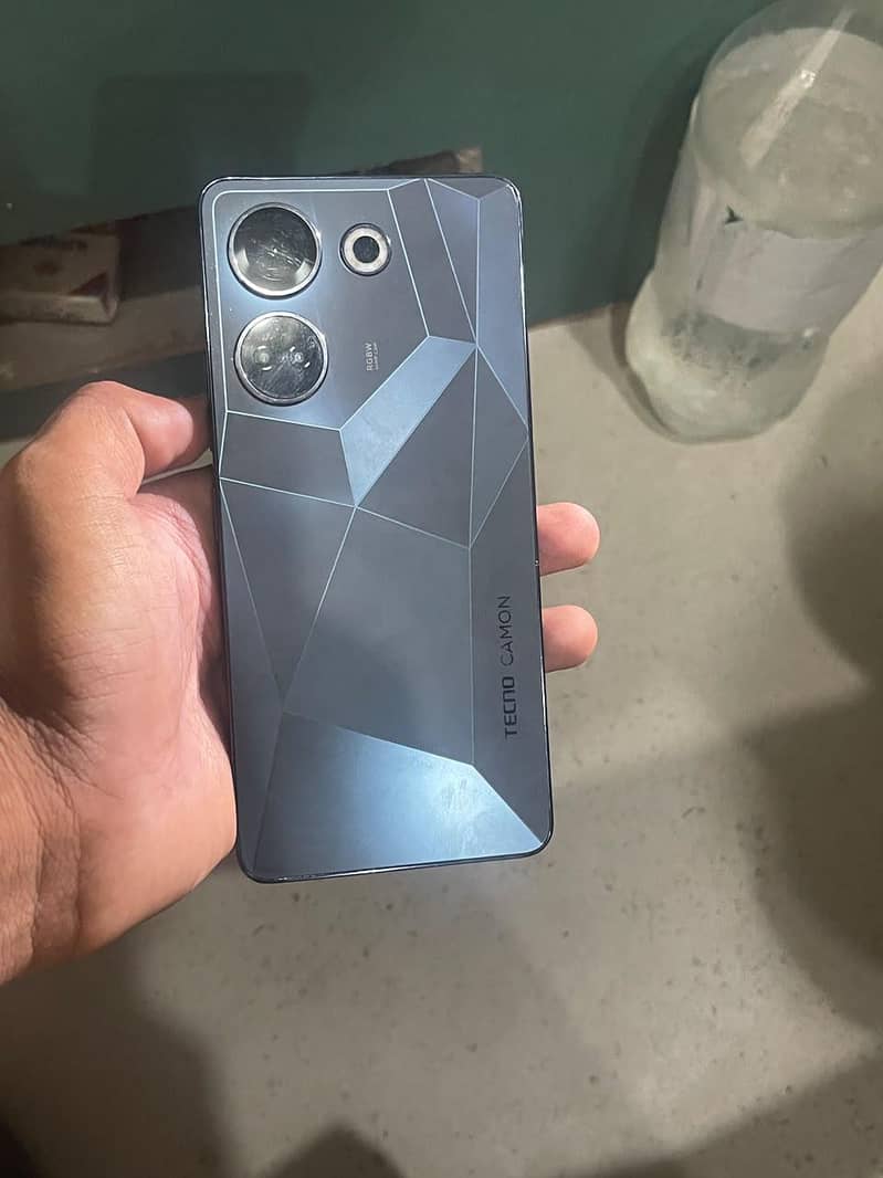 Tecno CAMON 20 4