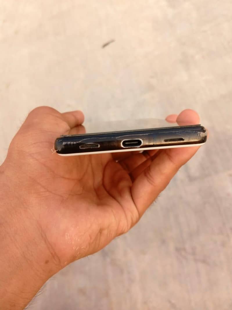 Google Pixel 6a 3