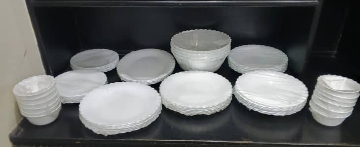 White Marble Dinner Set