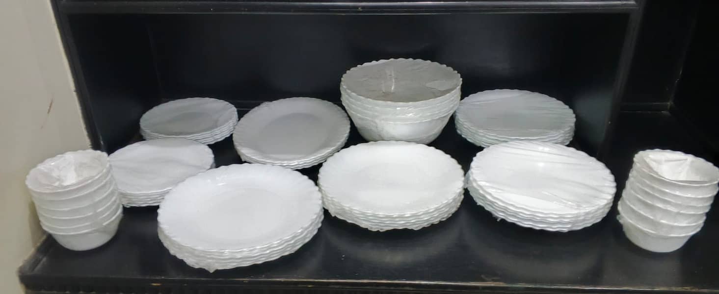 White Marble Dinner Set 0