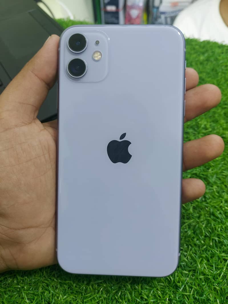 Apple iPhone 11 0