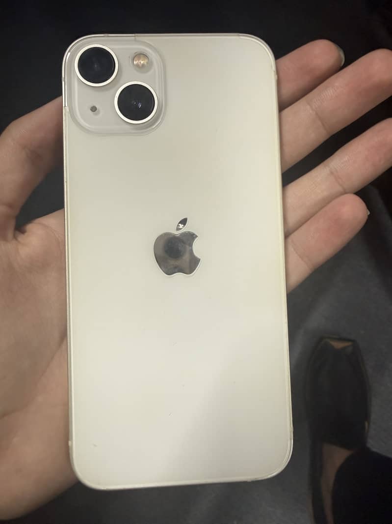 Apple iPhone 13 4