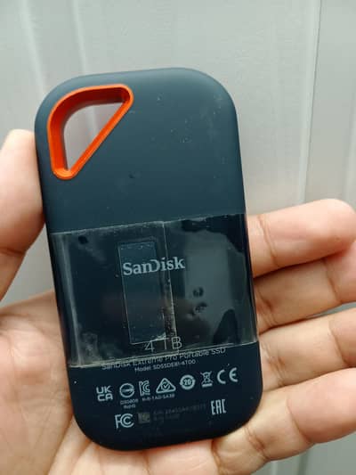 SanDisk Extreme PRO Portable SSD 4TB (E81 / SDSSDE81-4T00-G25)