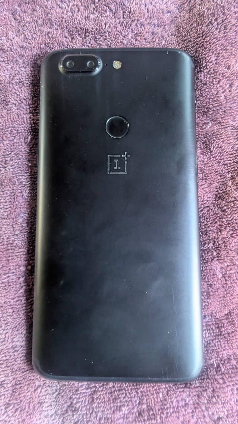 One Plus 5T 1