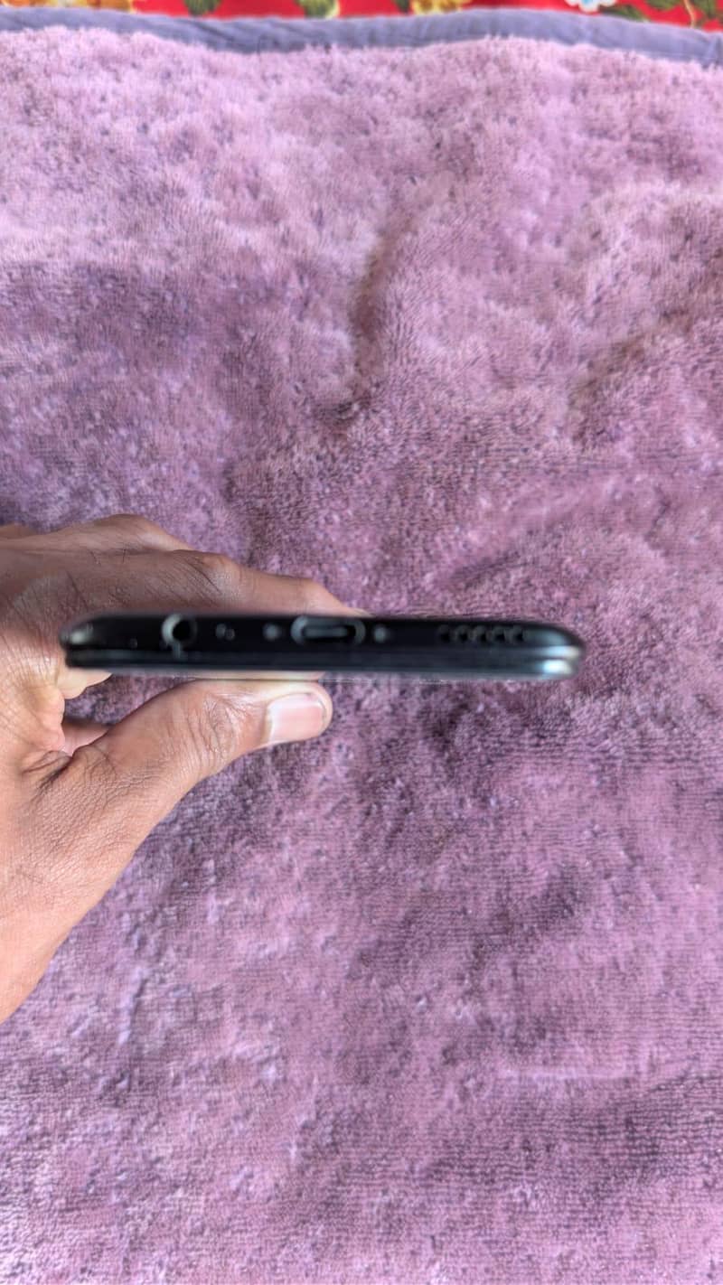 One Plus 5T 3