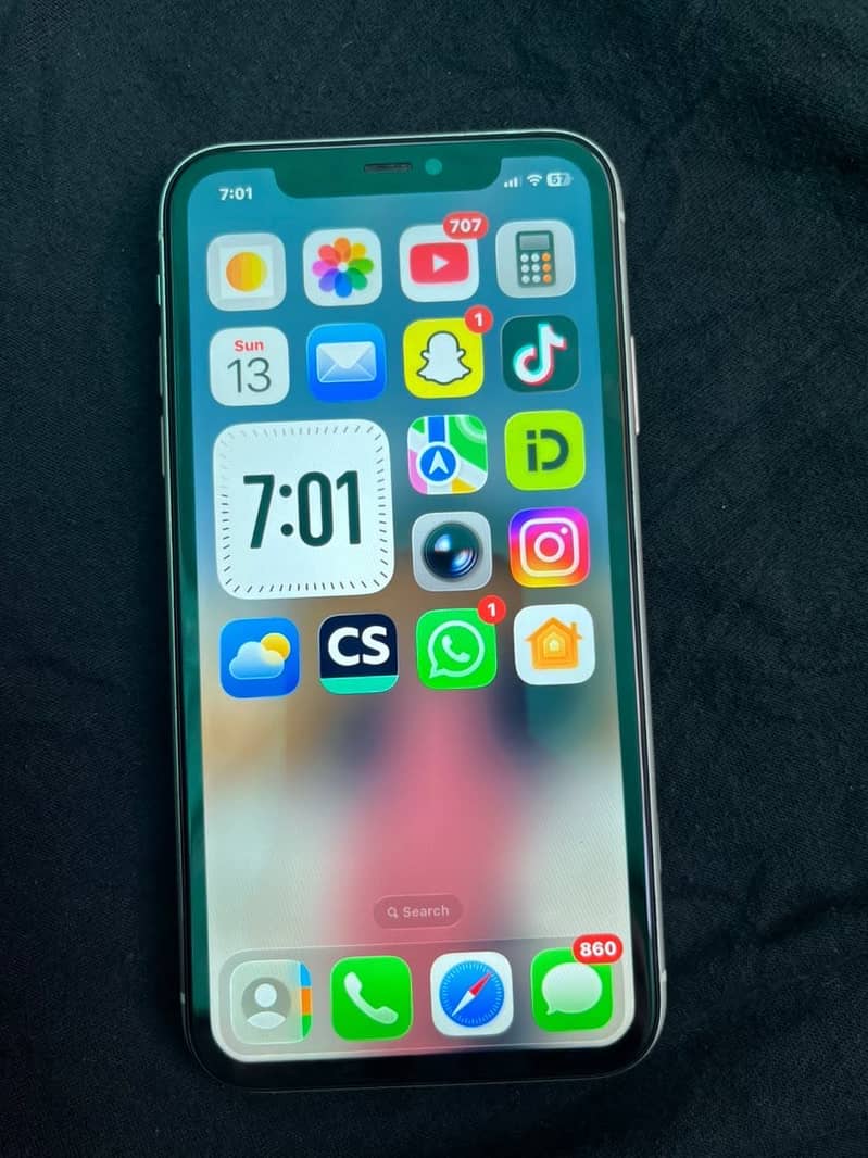 Apple iPhone 11 7