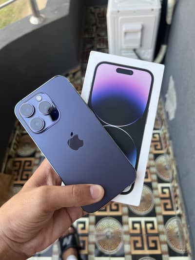 Apple iPhone 14 Pro deep purple