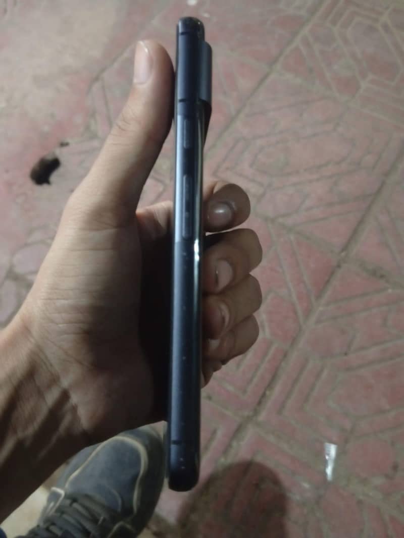 Google Pixel 8 3