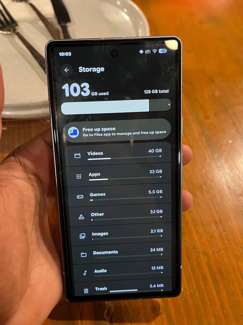 Google Pixel 7a 5