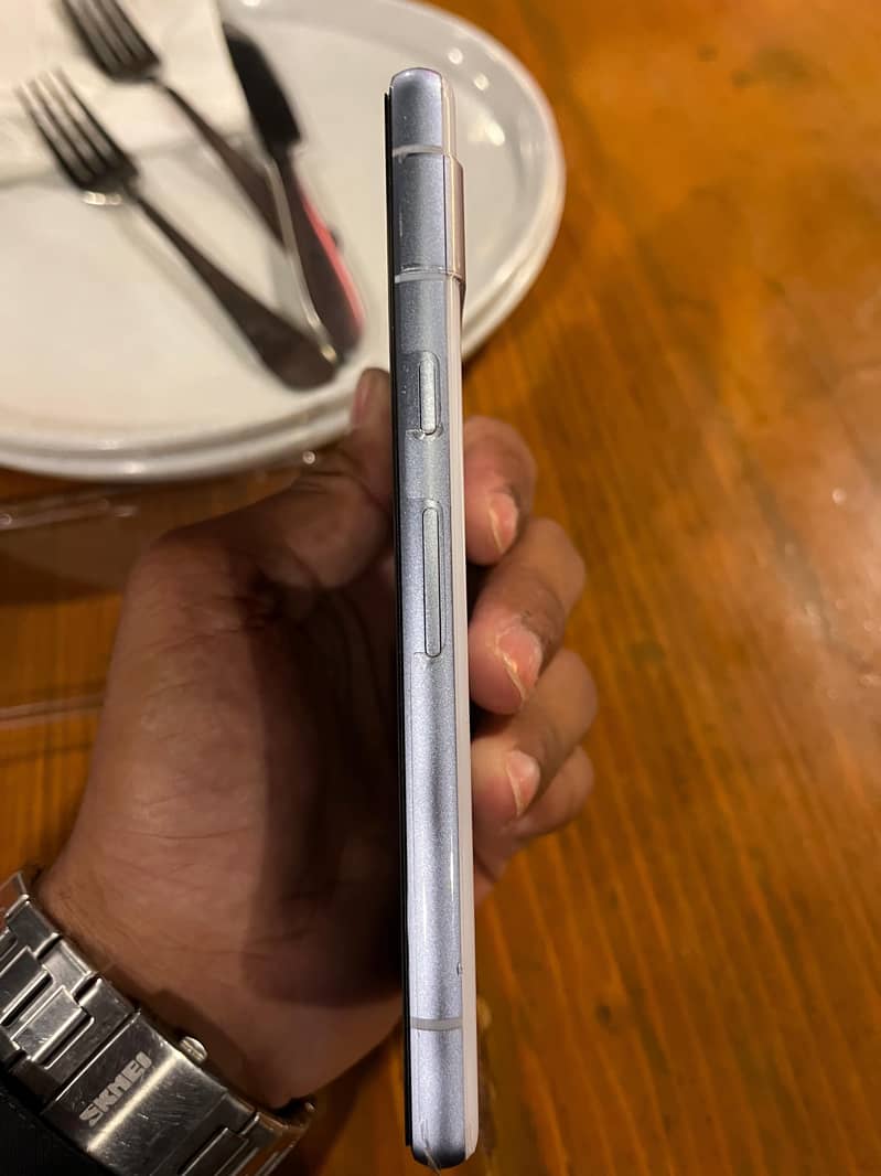 Google Pixel 7a 9