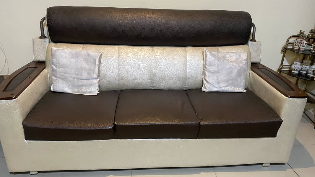 Used 3+2+1 sofa set 0