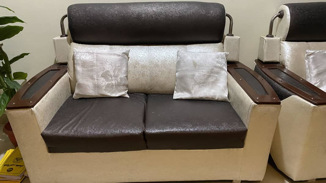 Used 3+2+1 sofa set 1