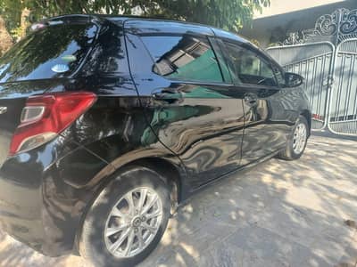Toyota Vitz 2015