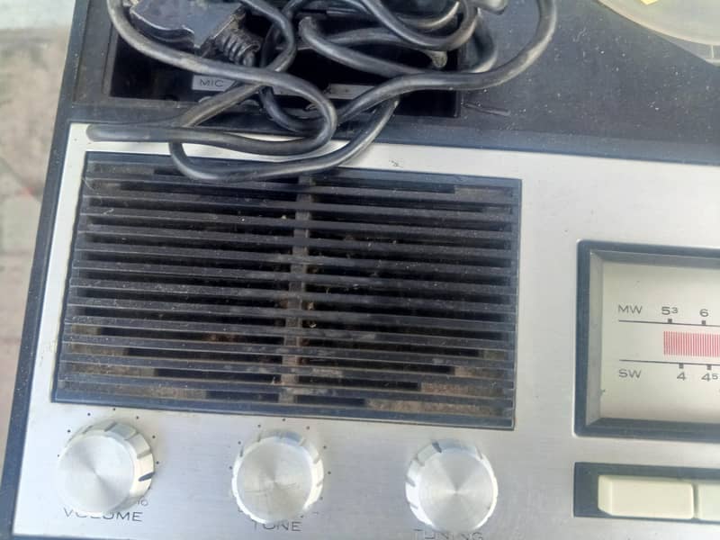Radio taperecoder 2 bands 5