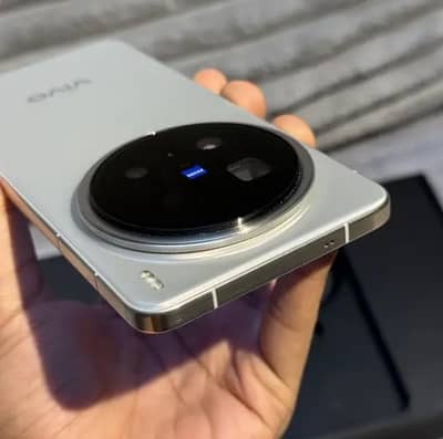 Vivo x200 Pro 16GB 512GB storage