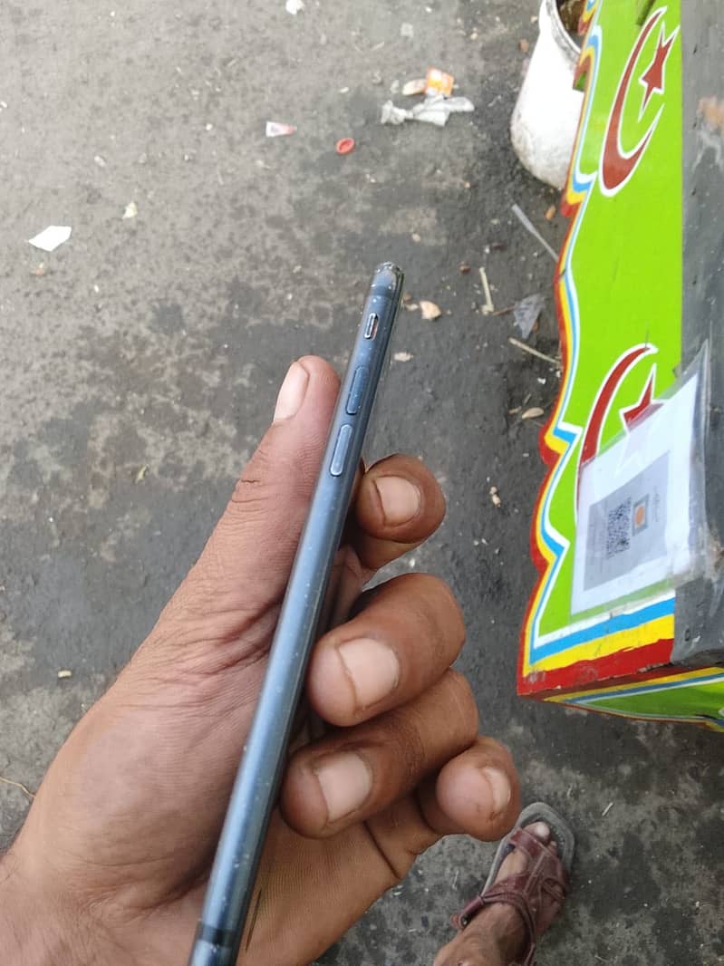 Apple iPhone 7 1