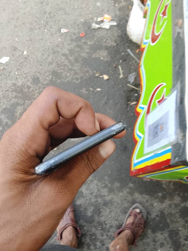 Apple iPhone 7 3